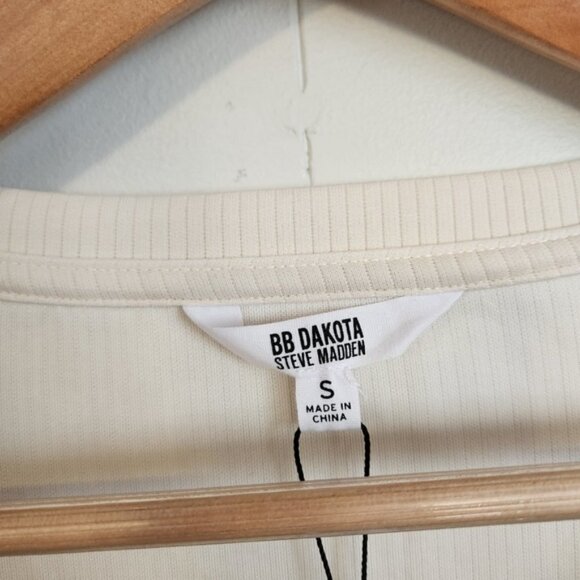 BB Dakota by Steve Madden V Specific V-Neck Long Sleeve Mini Bodycon Mini Dress - Picture 7 of 8